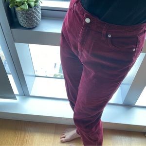 NWOT BDG URBAN OUTFITTERS UO Plum Burgundy Corduroy 100% Cotton Mom Jeans Sz 28
